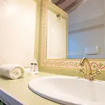 Ginepro Con Jacuzzi E Vista Mare Villa