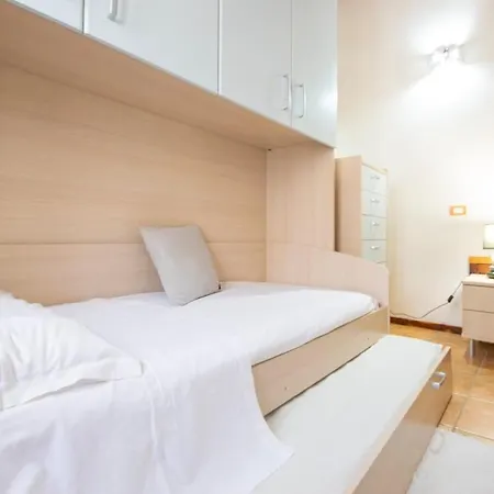 Ginepro Con Jacuzzi E Vista Mare 빌라 시니스콜라